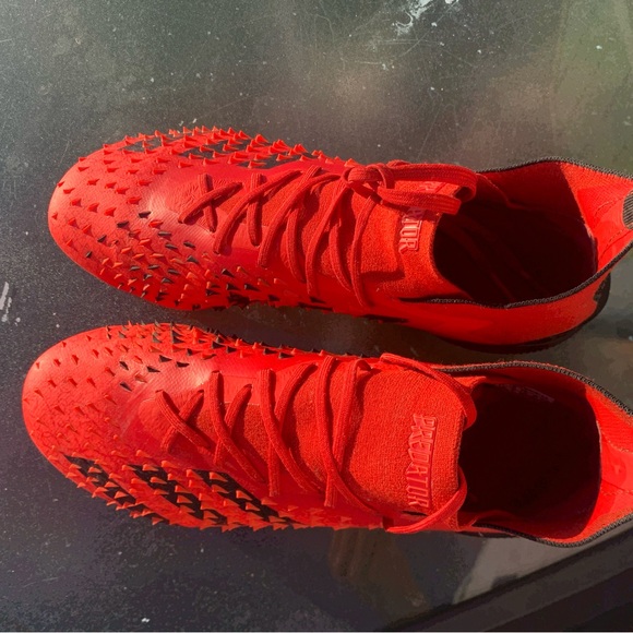 Adidas Predator Freak.1 FG Red Black Soccer Cleats Mens Size 7.5 - Picture 2 of 6